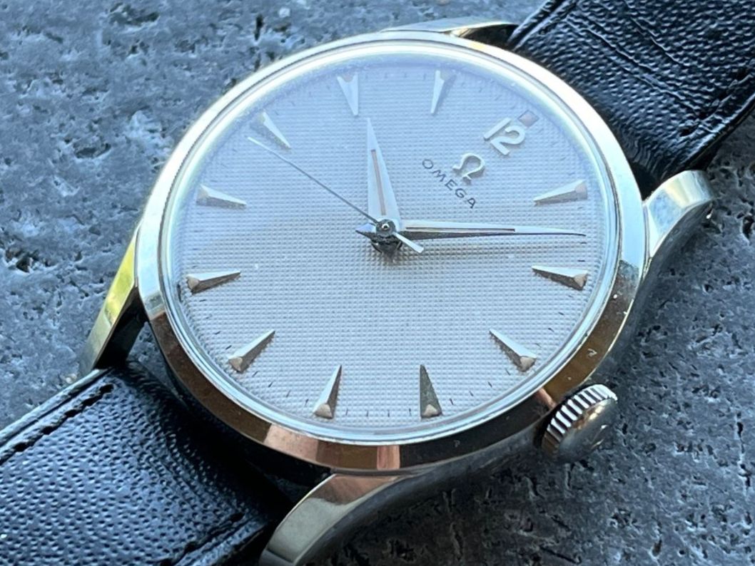 Omega Uhren: OMEGA 2640-3 HONEYCOMB NOS – Neu (gemäss Beschreibung) aus Beinwil am See von watchfever