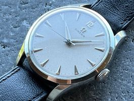 OMEGA 2640-3 HONEYCOMB DIAL NOS