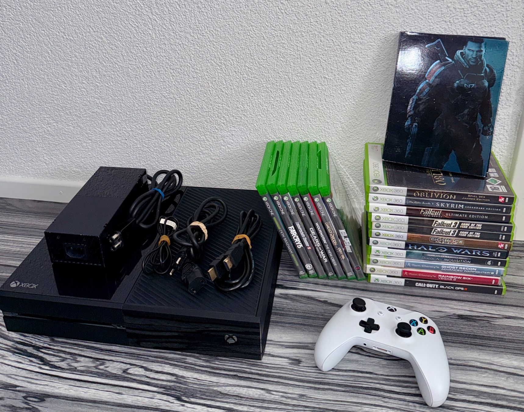 Microsoft Console: XBOX ONE 500GB + 19 Games! – Usato da Dintikon venduto da Onomichio-Kun