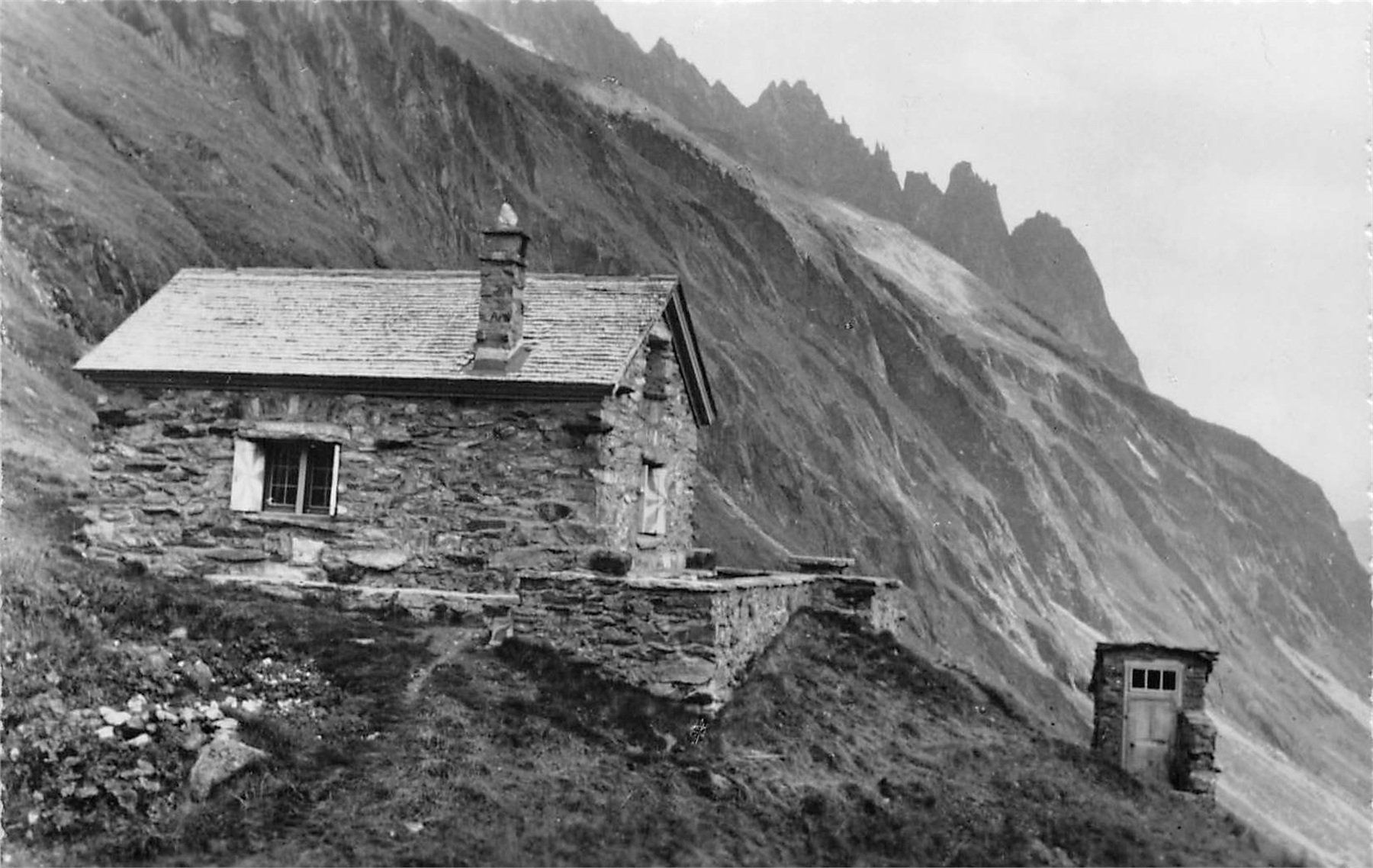 Cartoline postali: Göschenen, Salbithütte mit Salbitschijen – Usato da Ottikon b.Kemptth. venduto da Neptun1974