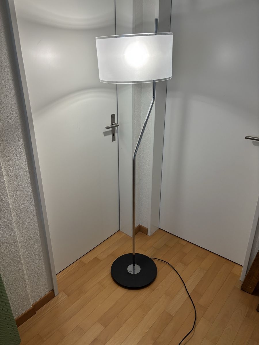 Rolf Benz Lampade: Stehlampe Rolf Benz – Usato da Port venduto da localhorst 1