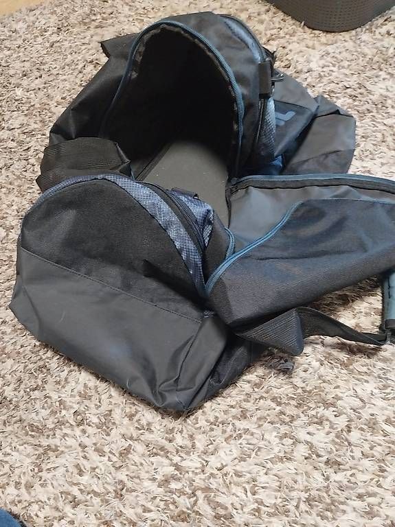Borse: Modische Sport Tasche  – Usato da Münchenstein venduto da Pie66 3