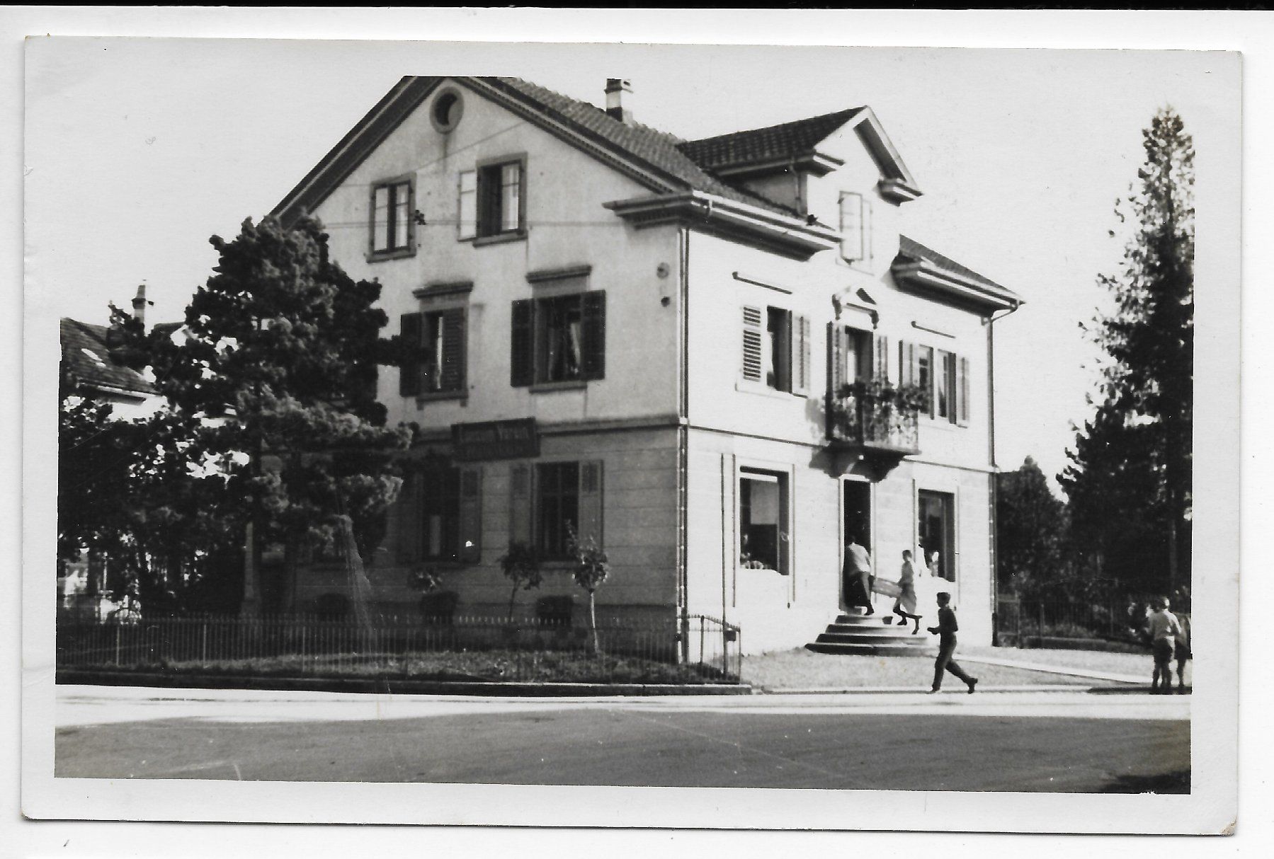 Cartoline postali: Konsumverein Stäfa, Uerikon??, 1934 – Nuovo (secondo la descrizione) da Hefenhofen venduto da Richsalz