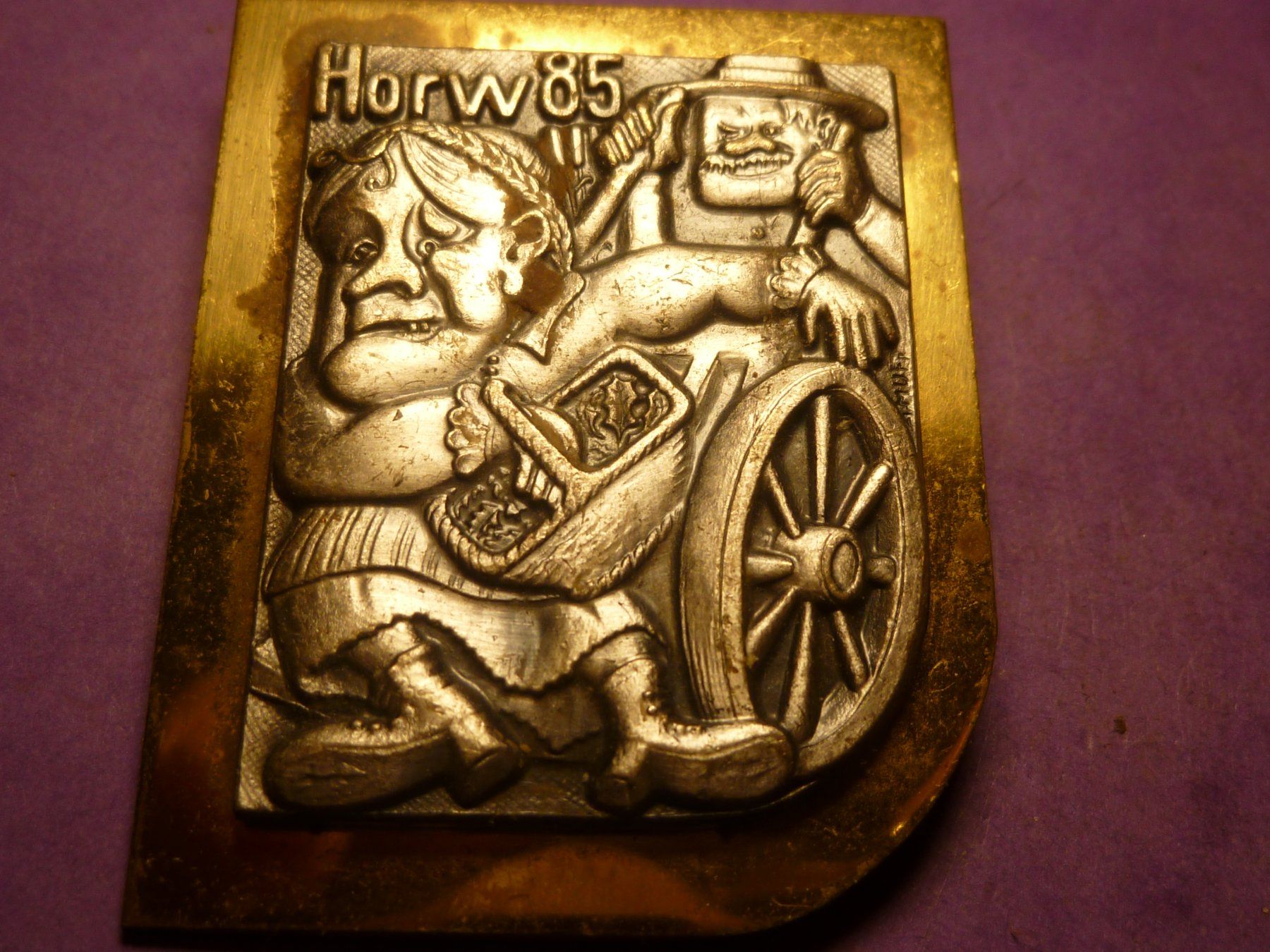 Plaketten & Abzeichen: HORW 1985 GOLD – Gebraucht aus Ried (Muotathal) von Mandarin02