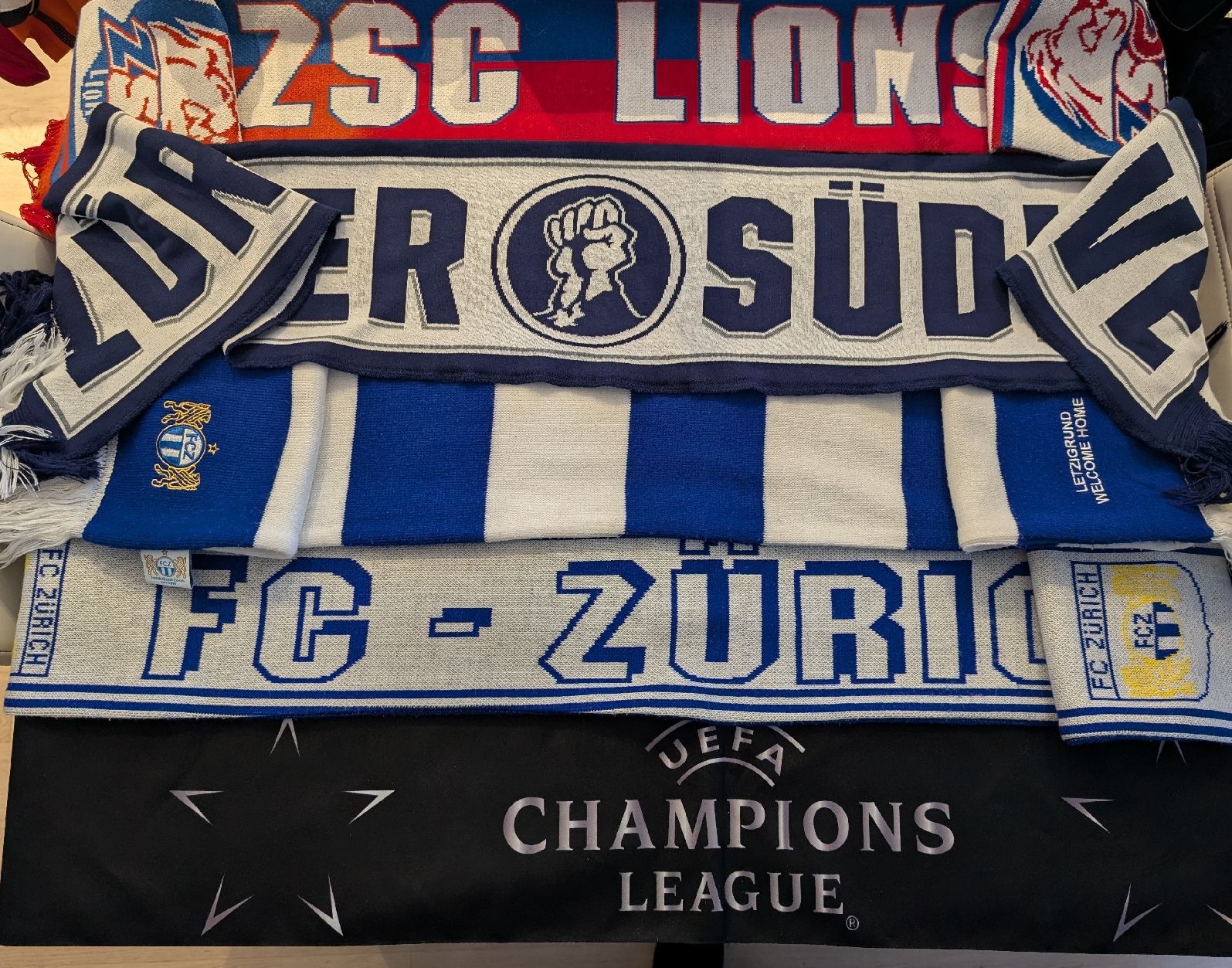 Canottiere & Pantaloni: Fussball Trikot, Fan-Schals – Usato da Mellingen venduto da Valfaris 7