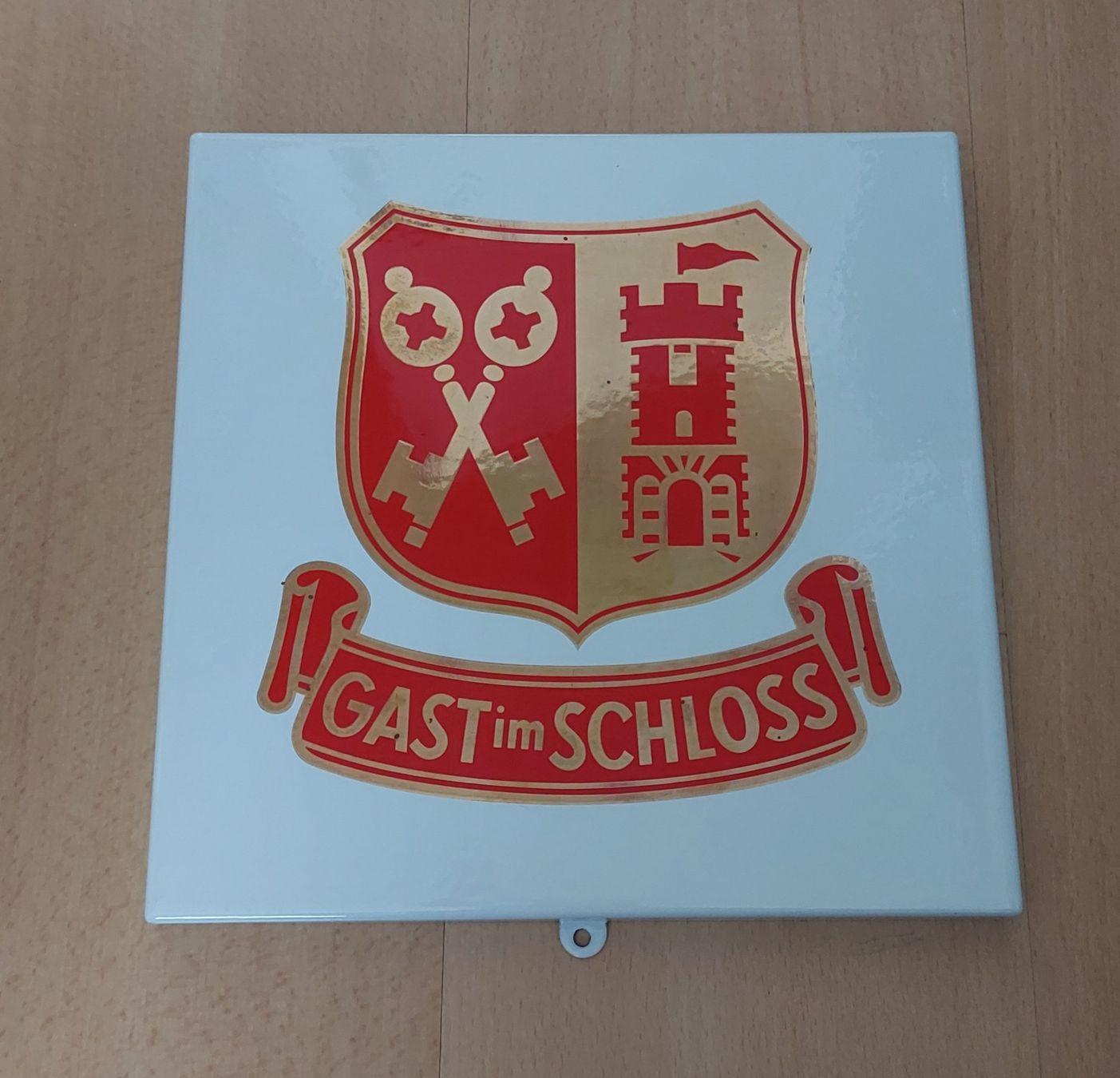 Feldschlösschen Schilder: Emailschild Gast im Schloss Plaque émaillée – Gebraucht aus Schenkon von TG10 1