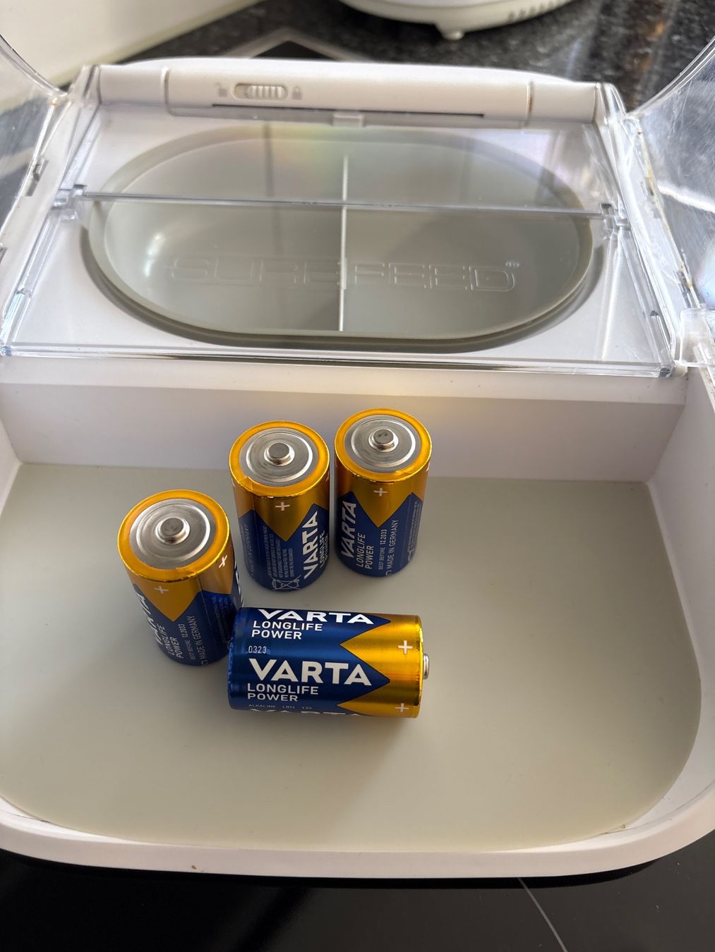 Tutte le macchine: SureFeed SureFeed Mikrochip Futterautomat – Usato da Oberengstringen venduto da JennyLu01 2