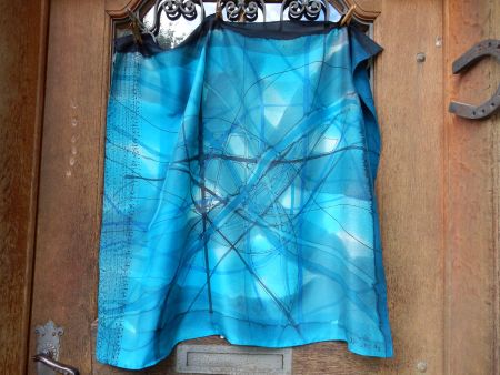 Foulard     100 %  SEIDE     schönste blaue Farben   +  NEU