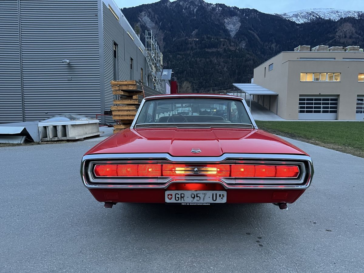 Ford Automobili: Ford Thunderbird V8 6.4, 252 PS – Usato da Felsberg venduto da Vahid7 4