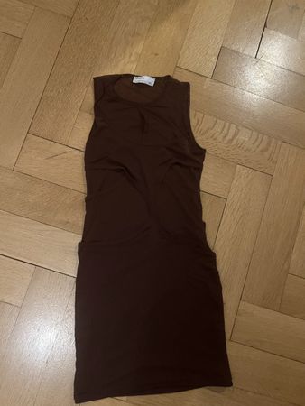 Bershka Kleid braun Grösse XS ohne Ärmel neuwertig