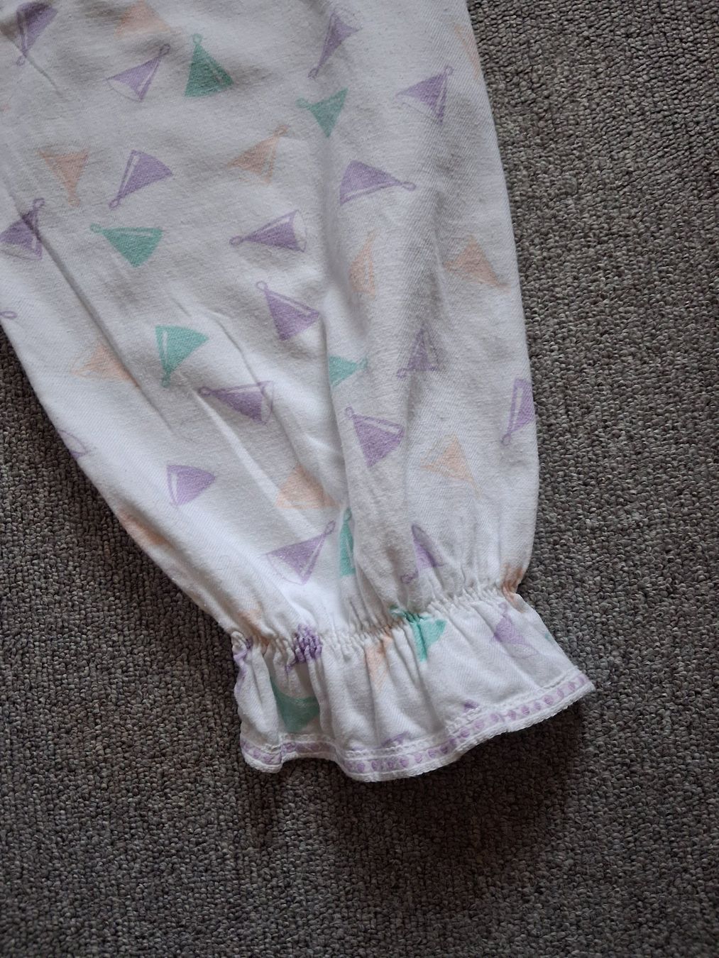 Pyjamas: Origineller Vintage Kinder Pyjama aus Flanell – D'occasion à Wald ZH par e8e 7