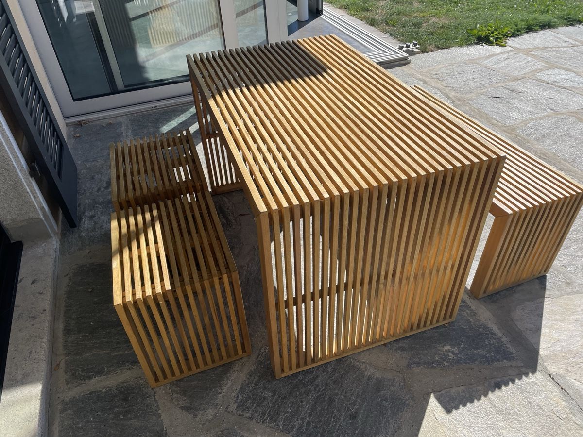 Giardimo Set di tavolo e panche: Giardimo Les Arcs – table + banc + 2 tabourets – Usato da Grandvaux venduto da fred1700