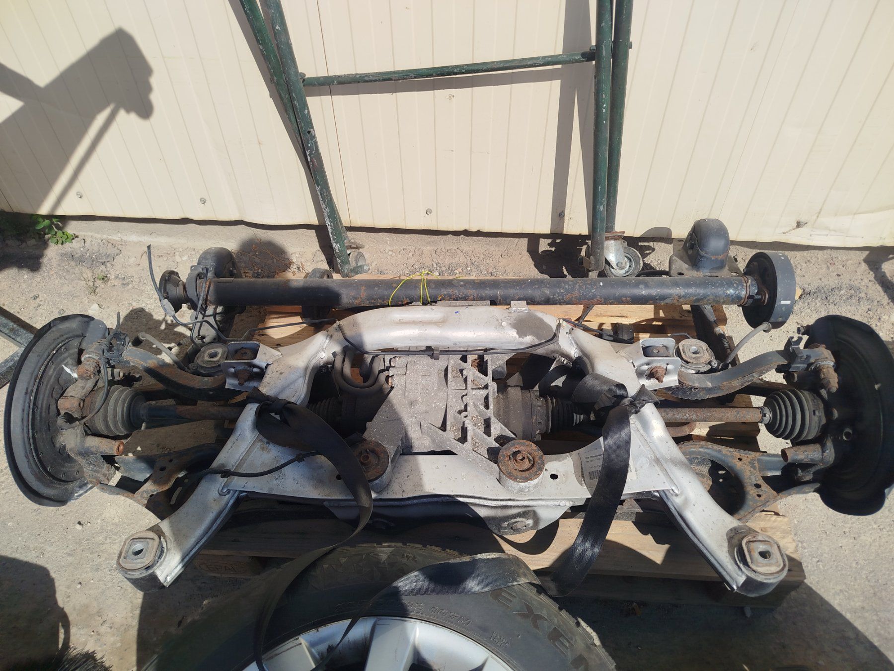 Audi Tutti pezzi di ricambio auto: Haldex Audi S3 8P – Usato da Savagnier venduto da Botteron_Recycling