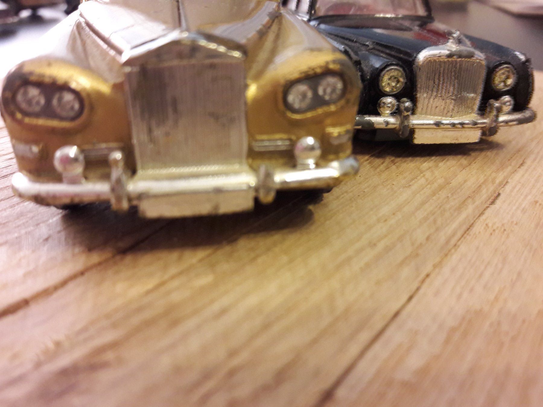 Rolls Royce Modellini d'auto: Rolls Royce Silver Cloud 3 und Bentley – Usato da Zollikerberg venduto da Kaugo 4