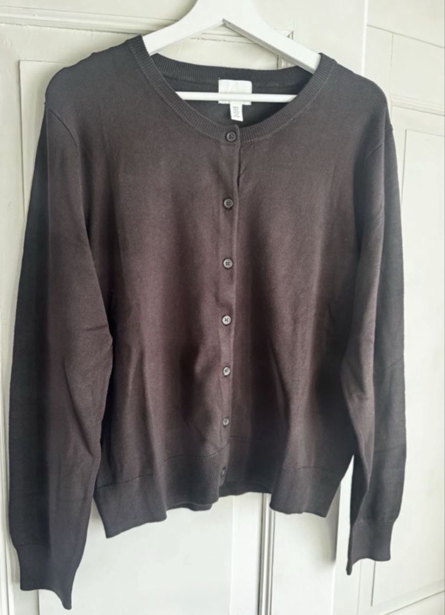 H&M Giacche: Feinstrick-cardigan, Dunkelbraun, Neu. – Nuovo (secondo la descrizione) da Zürich venduto da ber_78xz 2