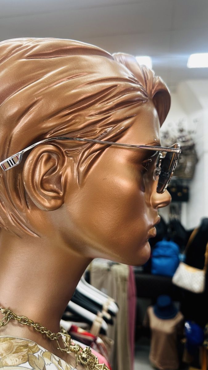 Burberry Occhiali & Lenti: Burberry Sonnenbrille neu – Nuovo e nell'imballaggio originale da Lachen SZ venduto da HelvetiaLuxury 9