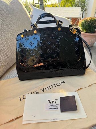 Louis Vuitton Monogramme Vernis Brea Black