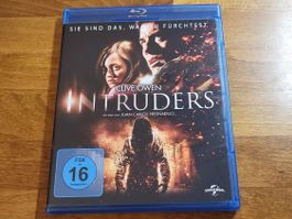 Intruders (2011) RAR