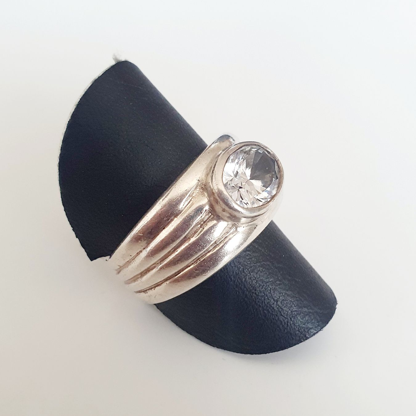 Bagues: Silber Ring  925 Silber mit Stein Grösse 17.6 mm  – D'occasion à Kreuzlingen par Wunderkiste123
