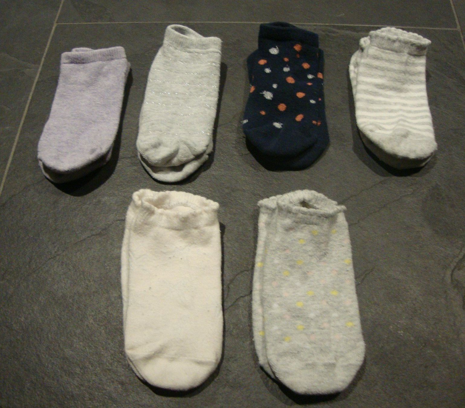 Calze per bambini: ++ Sneakersocken Gr. 27 - 30 ++ Söckli ++ – Usato da Chur venduto da aladin_04