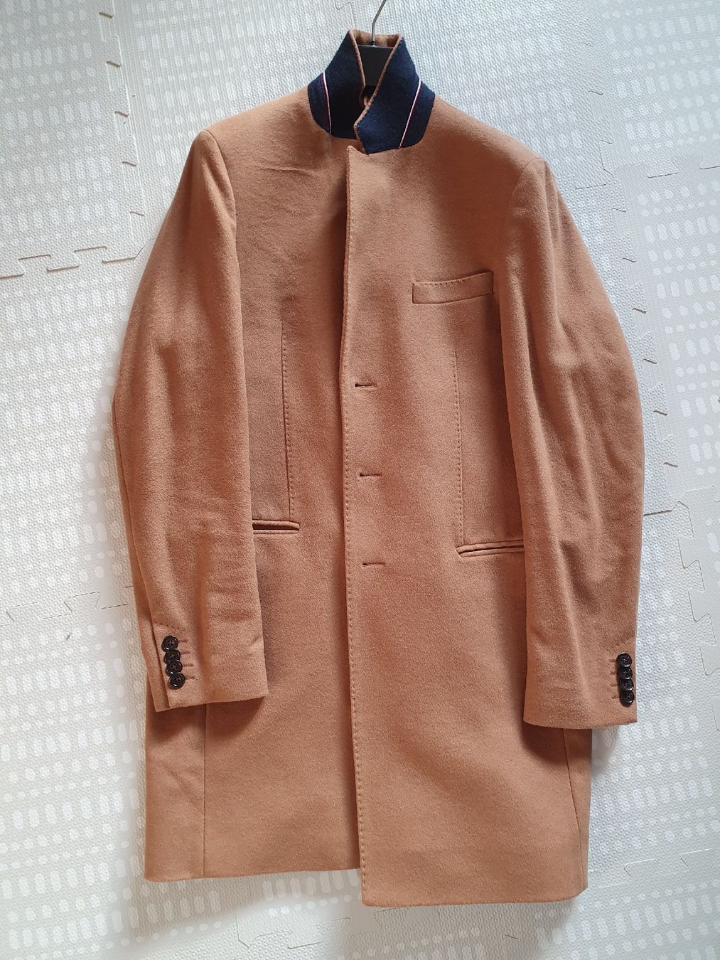 Tommy Hilfiger Mäntel: Gentlemen's Mantel Tommy Hilfiger 50 – Gebraucht aus Zürich von ceviname