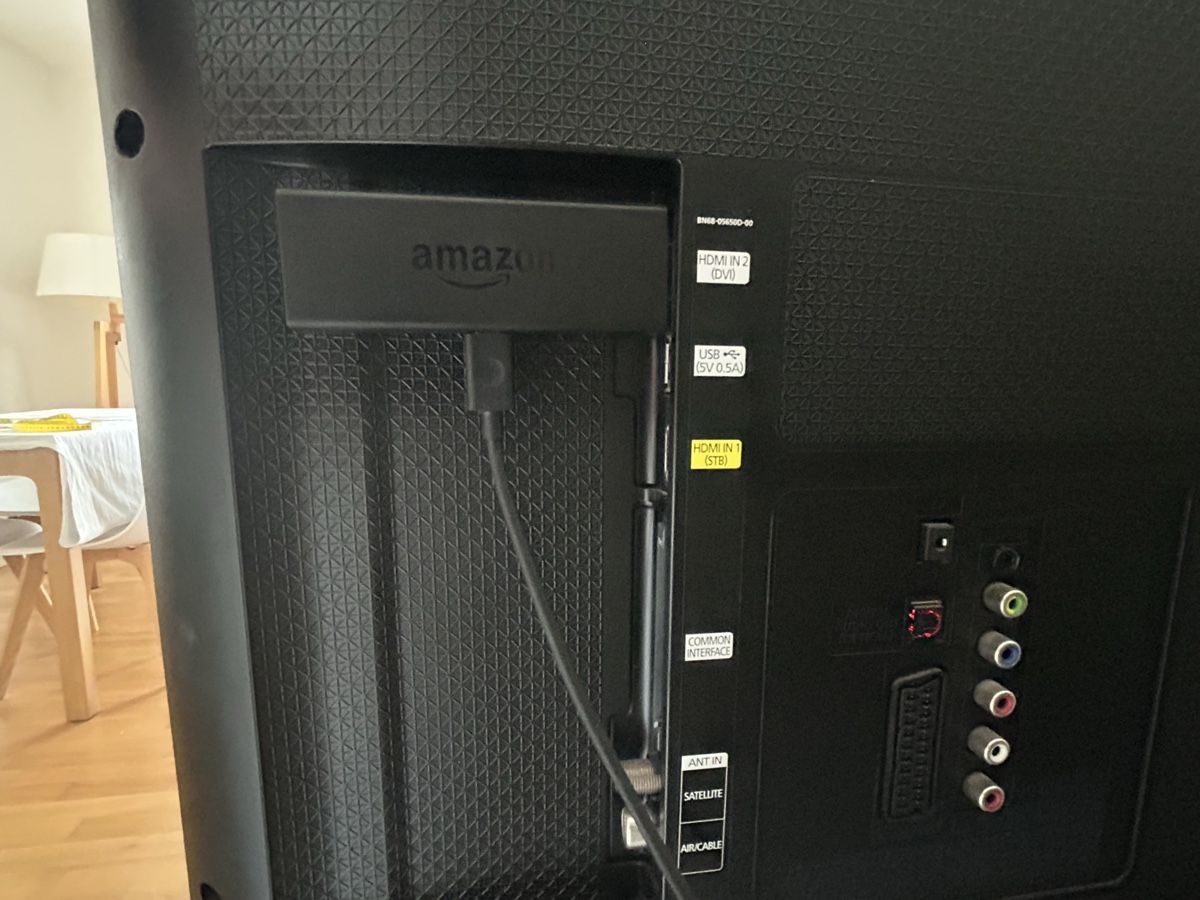 Samsung Televisori: Samsung TV 50” with Amazon Fire Stick – Usato da Urdorf venduto da ine_g8y6 1