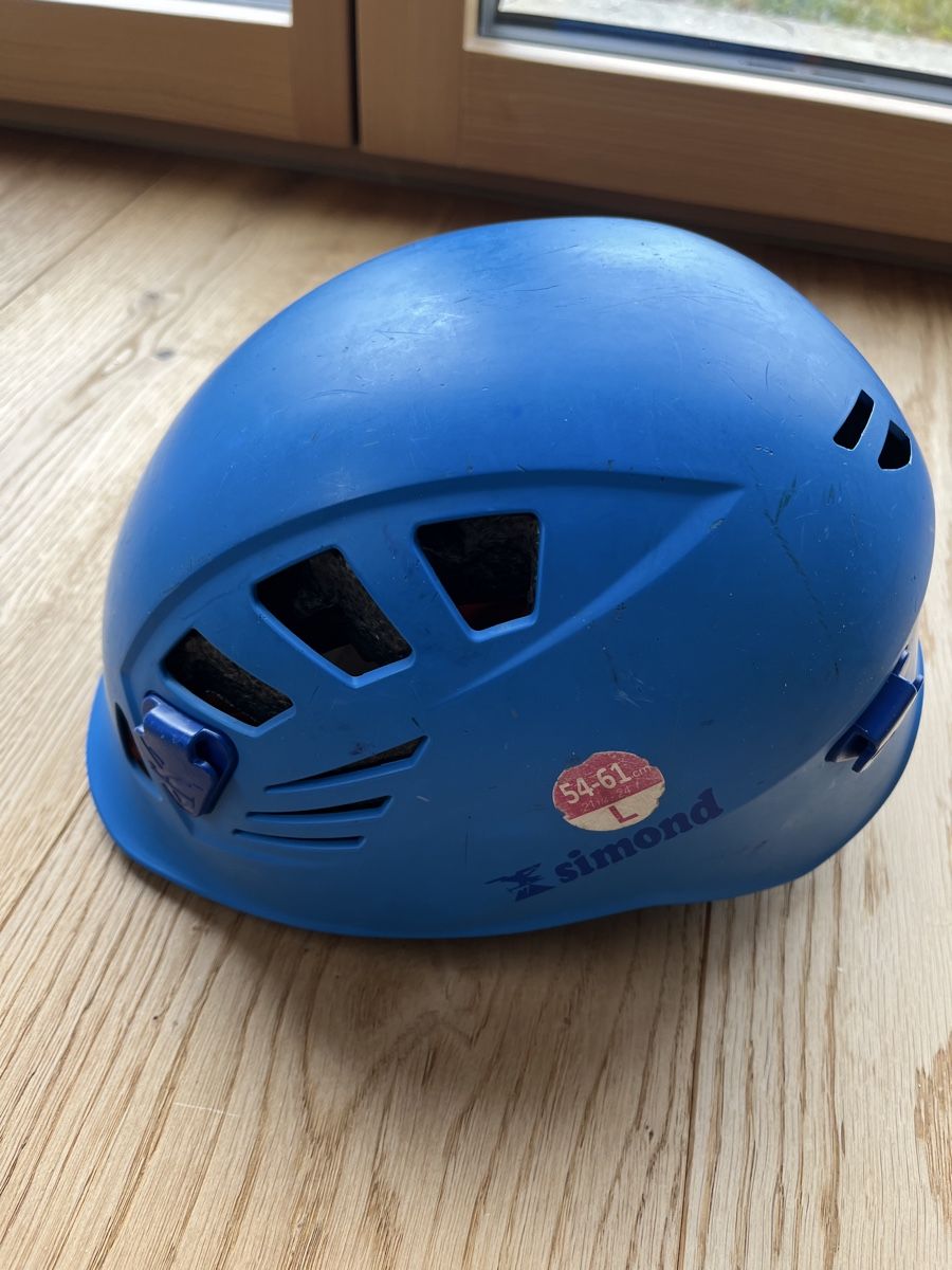 Decathlon Caschi: Kletterhelm Kinder  – Usato da Alpnach Dorf venduto da cruckstuhl
