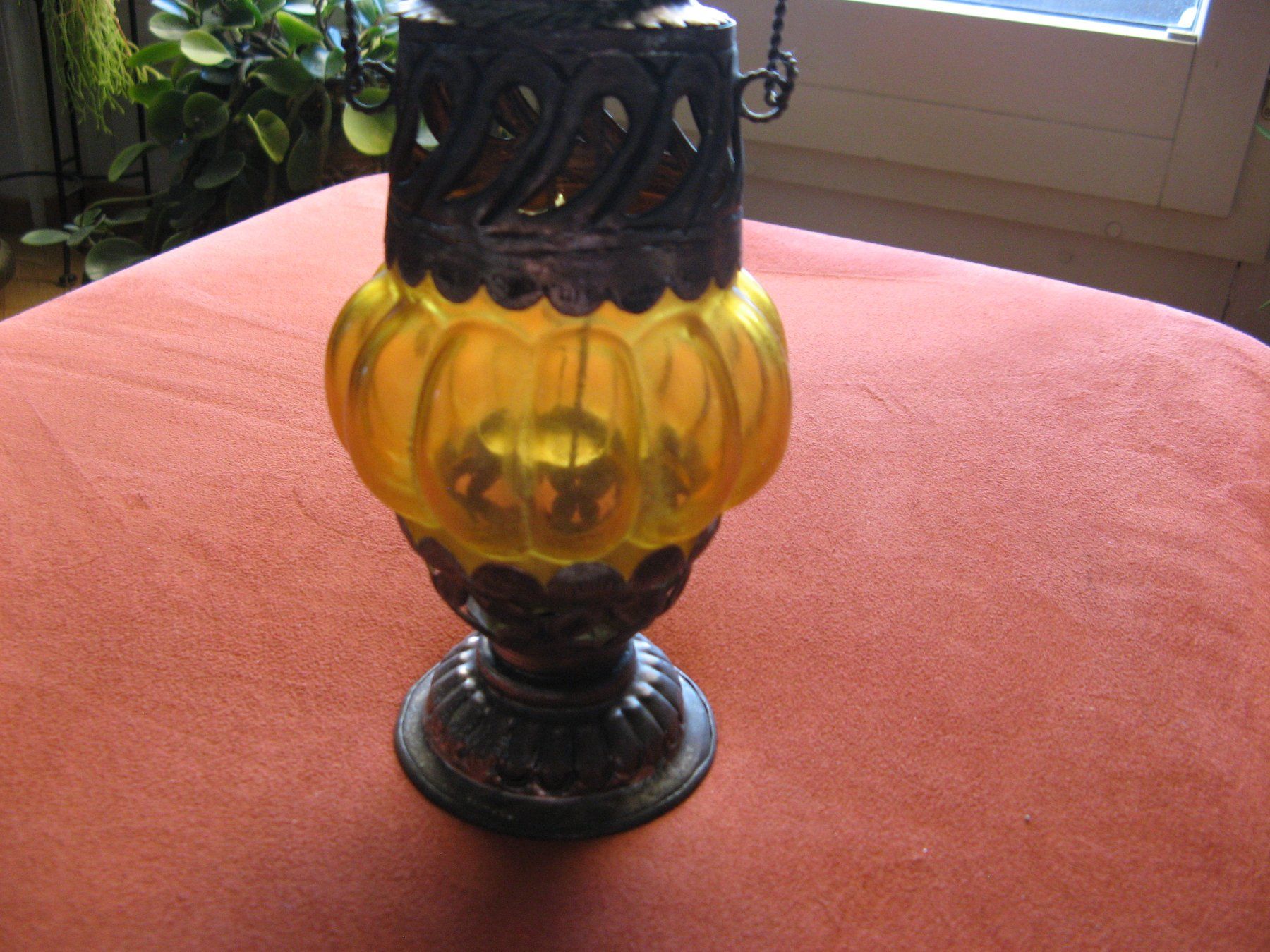Lampen: indische Tischlampe gelb – Neu (gemäss Beschreibung) aus Zürich von apil 2