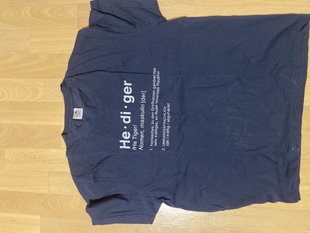 Trendiges T-Shirt "He:di-ger" Grösse L - Top Zustand!