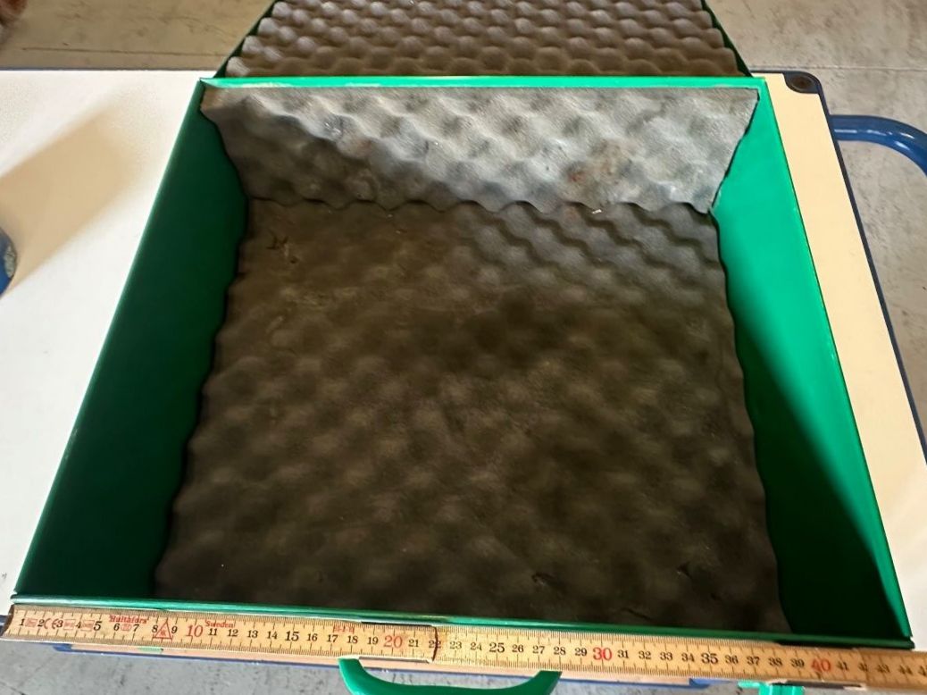 Valigie: Metallkoffer 44 x 38 cm – Usato da Uetendorf venduto da Revotool 1