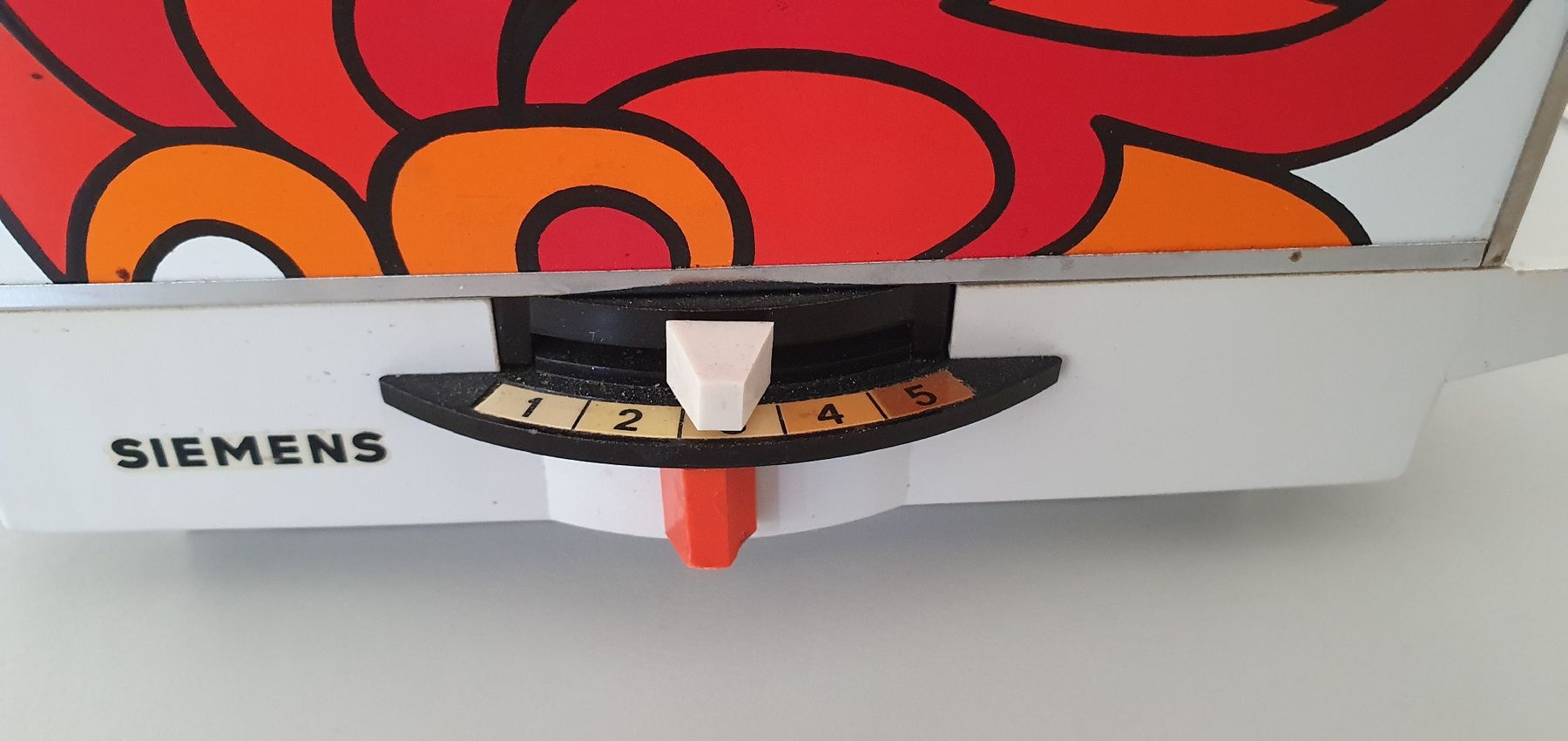 Siemens Küchengeräte: Siemens Toaster TT450016 - Retro 70er Design – Gebraucht aus Kreuzlingen von Rschweiz1 7