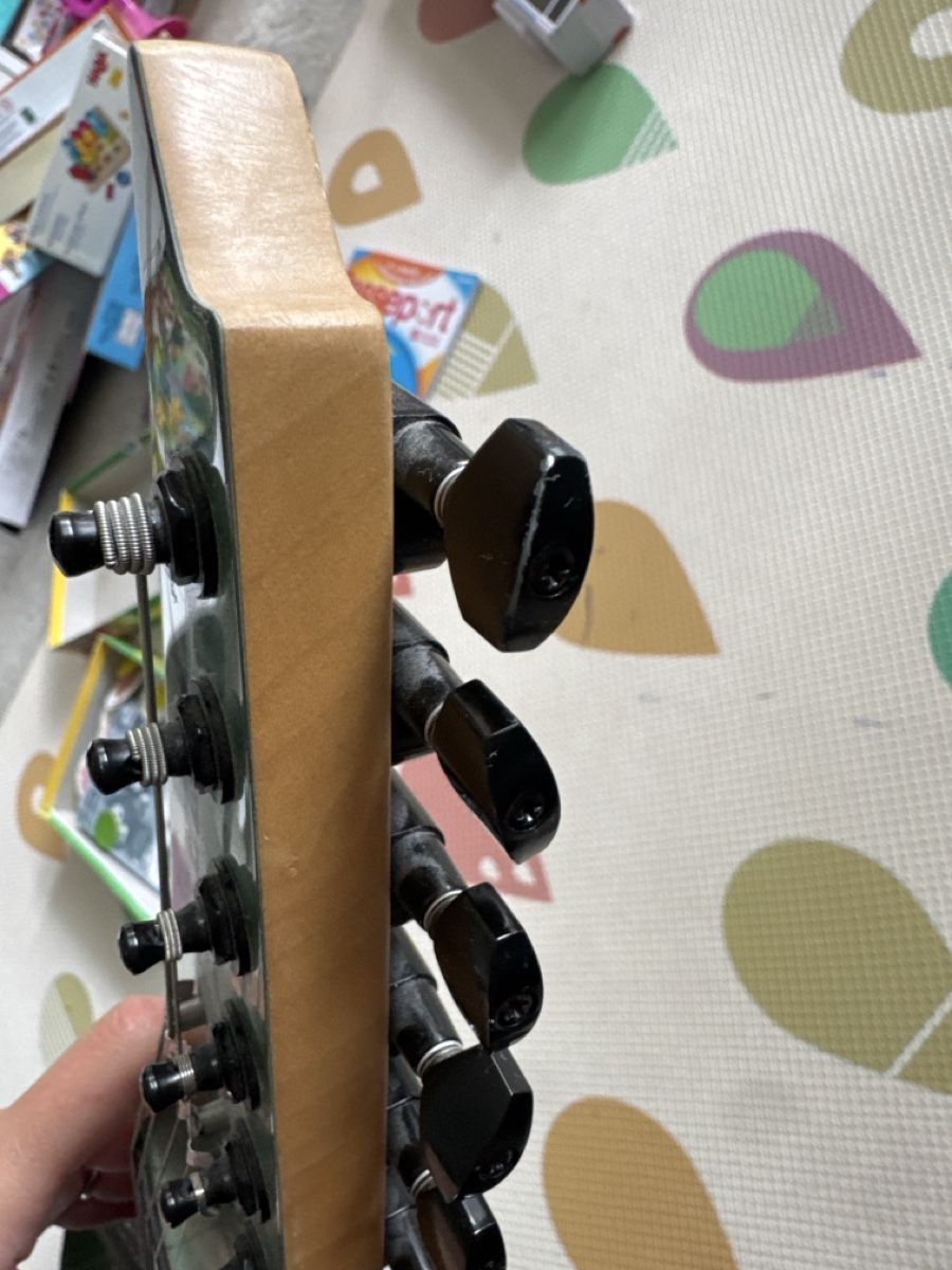 Ibanez Musikinstrumente: Ibanez Mikro PGN Electric Guitar – Gebraucht aus Zug von axx3l 6