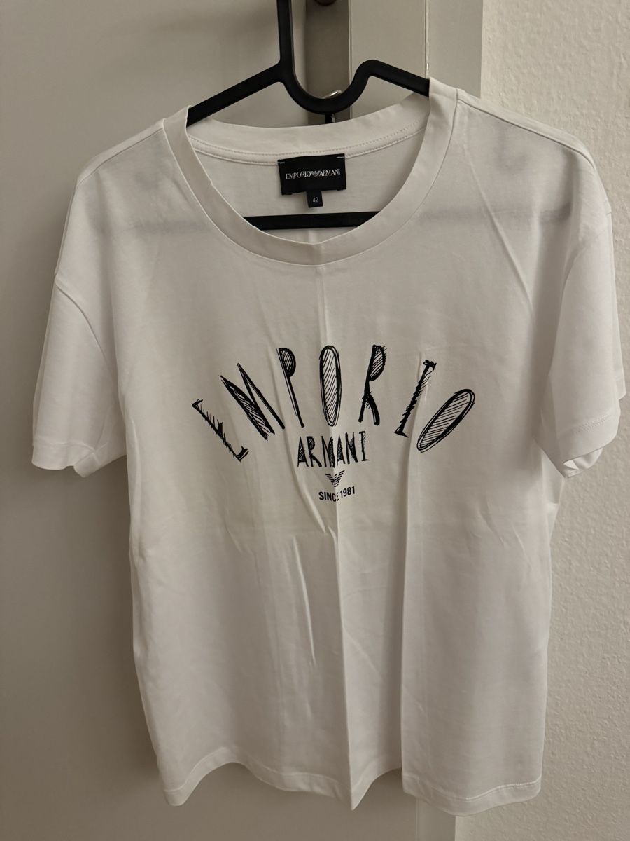 Armani T-shirt: Armani T-Shirt – Nuovo e nell'imballaggio originale da zufikon venduto da Jacky.N