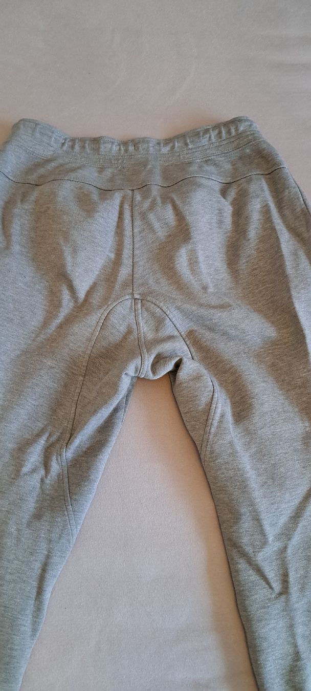 Nike Pantaloni: Nike Jogginghose Grösse M Herren – Nuovo (secondo la descrizione) da Hombrechtikon venduto da Atroms47 3