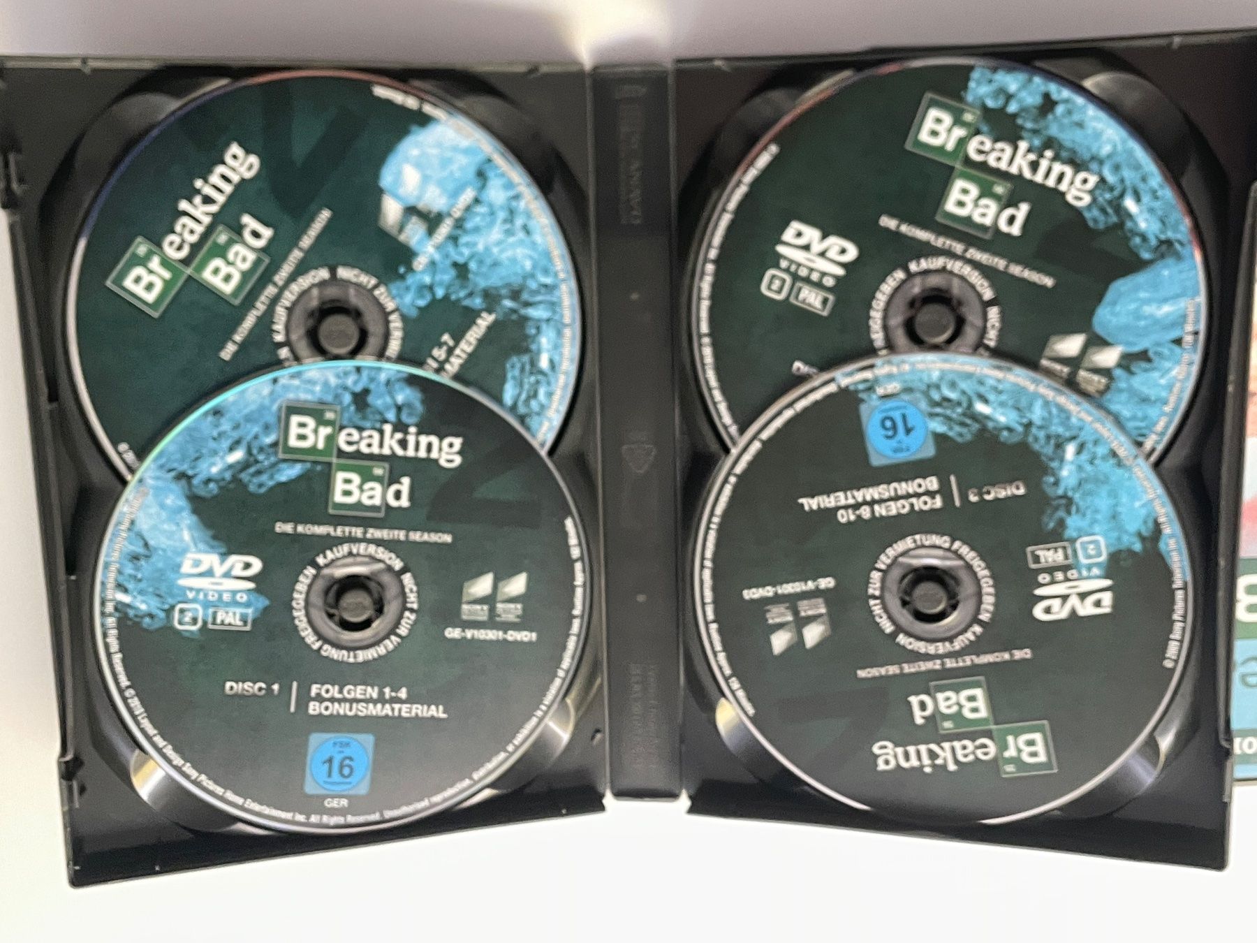 Alle DVDs: Breaking Bad Staffel 1 2 – Gebraucht aus Muri b. Bern von AdidasCollector 2