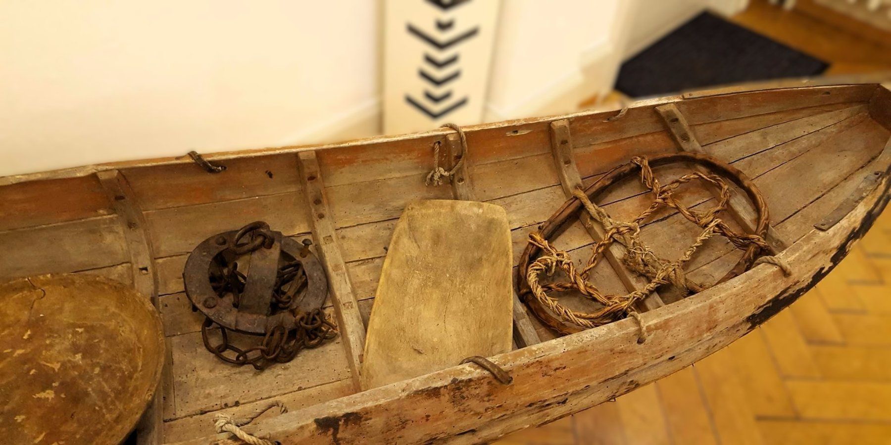 Tutte le decorazioni: Historischer, musealer "ACKIA"-Rentierschlitten der Samen !! – Usato da Bern venduto da Fair.Kauf 4