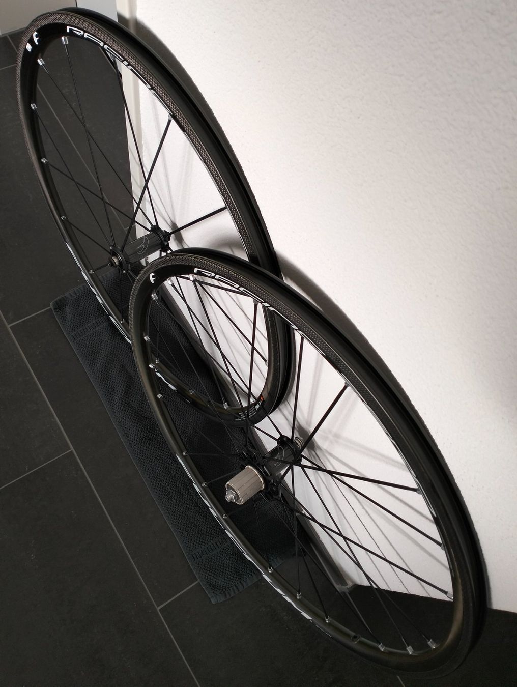 Fulcrum Pezzi di ricambio: Fulcrum Racing Zero Carbon Laufradsatz – Usato da Uster venduto da KarlZH 3