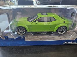 Dodge Challenger R/T Scat Pack Wide Body 1:18