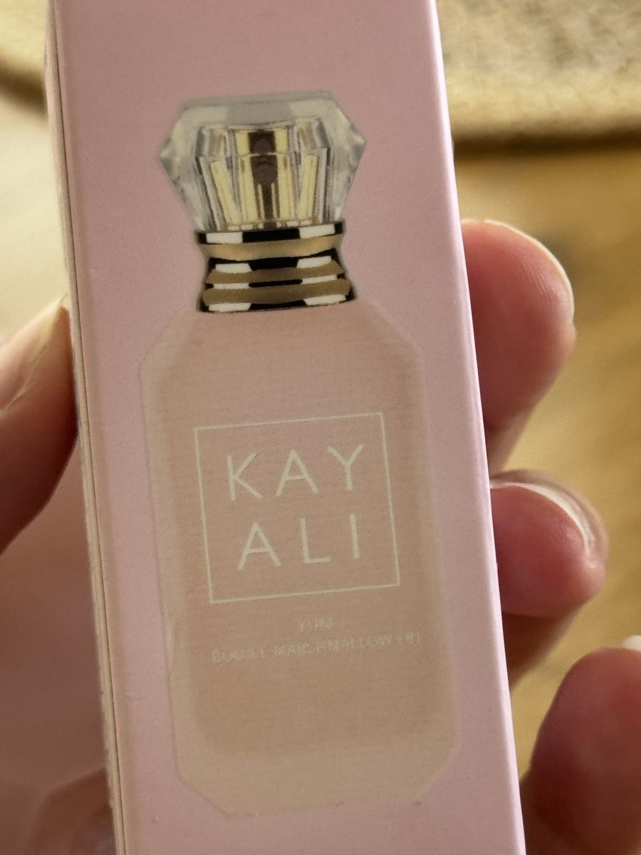 Kayali Profumi & Eau de Toilette: kayali yum boujee marshmallow 10ml  – Usato da Lonay venduto da nei_79jc 5
