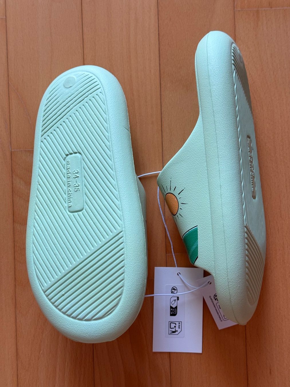 Scarpe per ragazzi: Mickey Mouse Badelatschen Grösse 34/35 – Nuovo e nell'imballaggio originale da Wallbach venduto da 10merlin 1