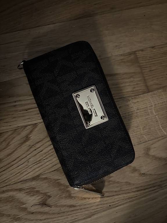 Michael Kors Portamonete: Michael Kors Portemonnaie – Usato da Bern venduto da gab_gs2t