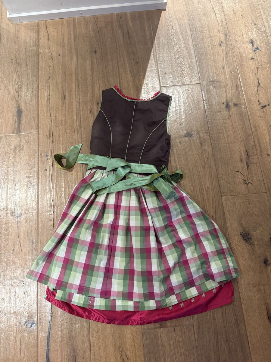 Kleider: Dirndl kariert – Gebraucht aus Wilen b. Wollerau von jecaro01 1