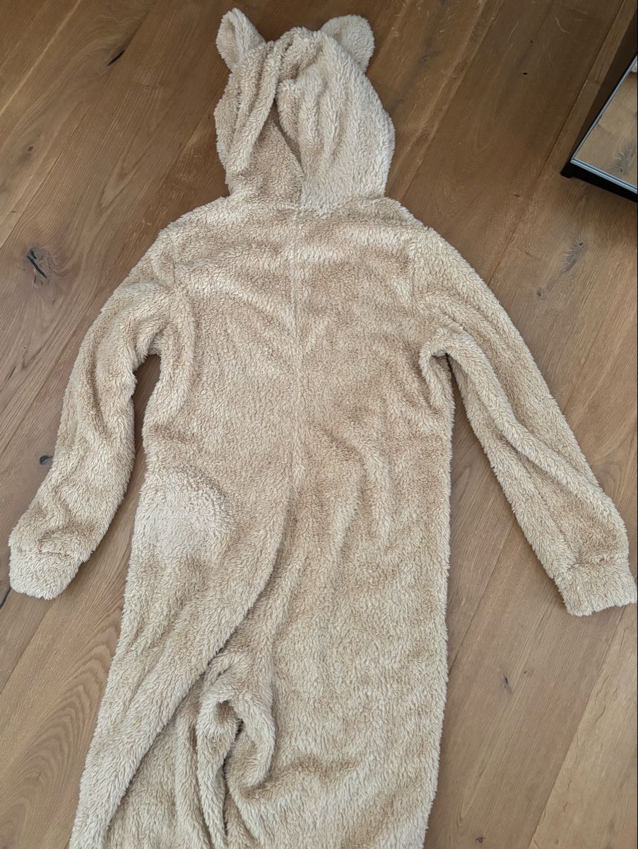 Tute: Teddy bear onesie size M/L good condition – Usato da Windisch venduto da bymarikaa 2