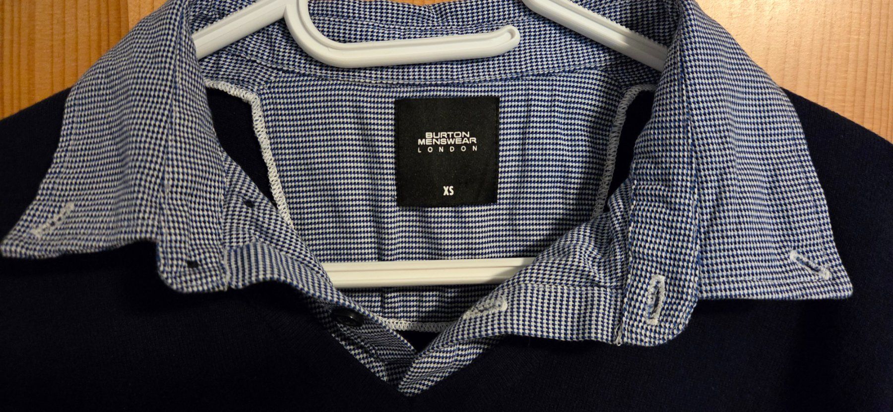 Pullover & Sweatshirts: Burton Menswear Pullover – Gebraucht aus Wegenstetten von scugnizzo01 1
