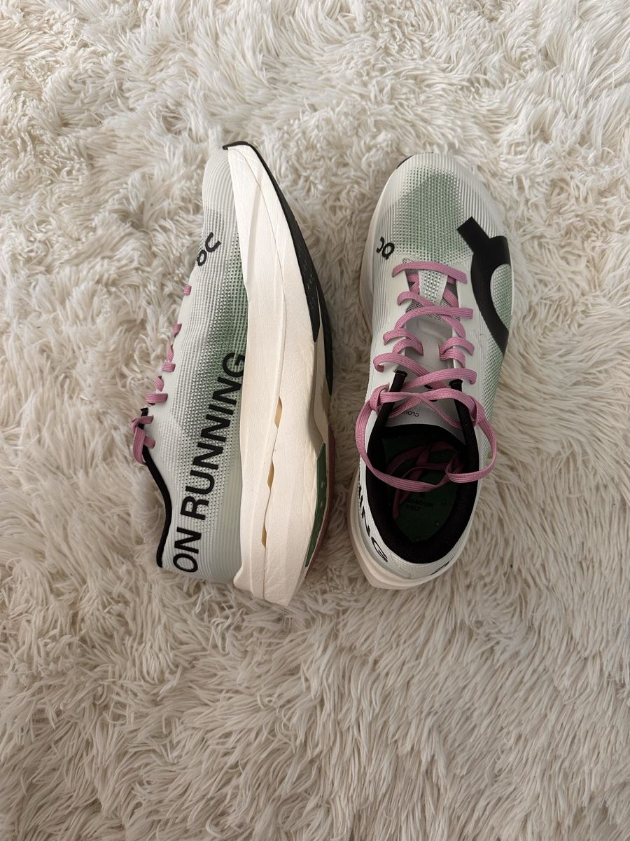 On Scarpe da uomo: On Cloudboom Volt – Nuovo (secondo la descrizione) da Thun venduto da noel_baehler 1