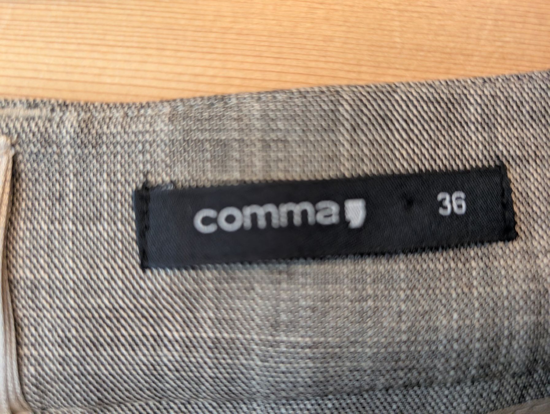 Comma Hosen: Elegante Comma Stoffhose, Gr. 36 – Gebraucht aus Pfyn von Magra02 2