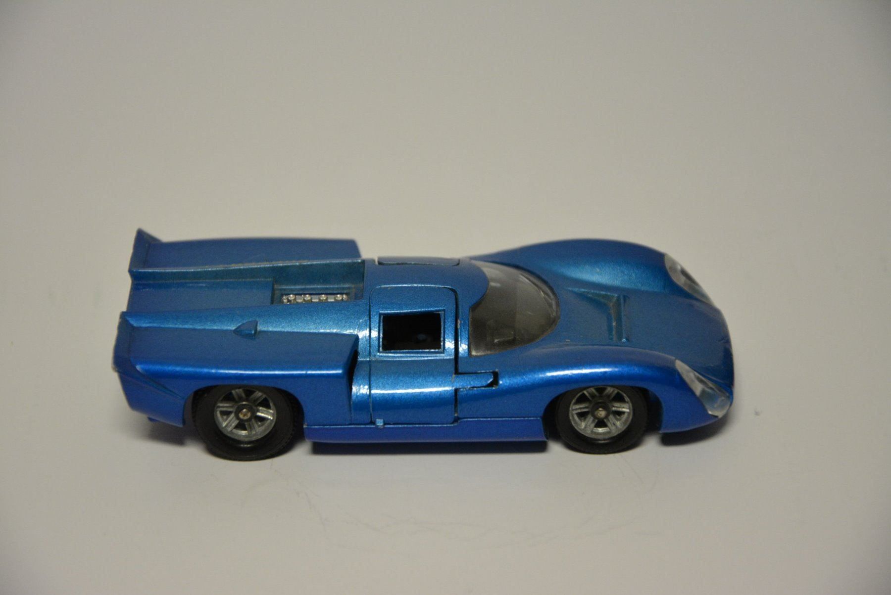 Modellini d'auto: Lola T70 MK 3B , Solido , 1:43 – Usato da Goldach venduto da Feivel9 5