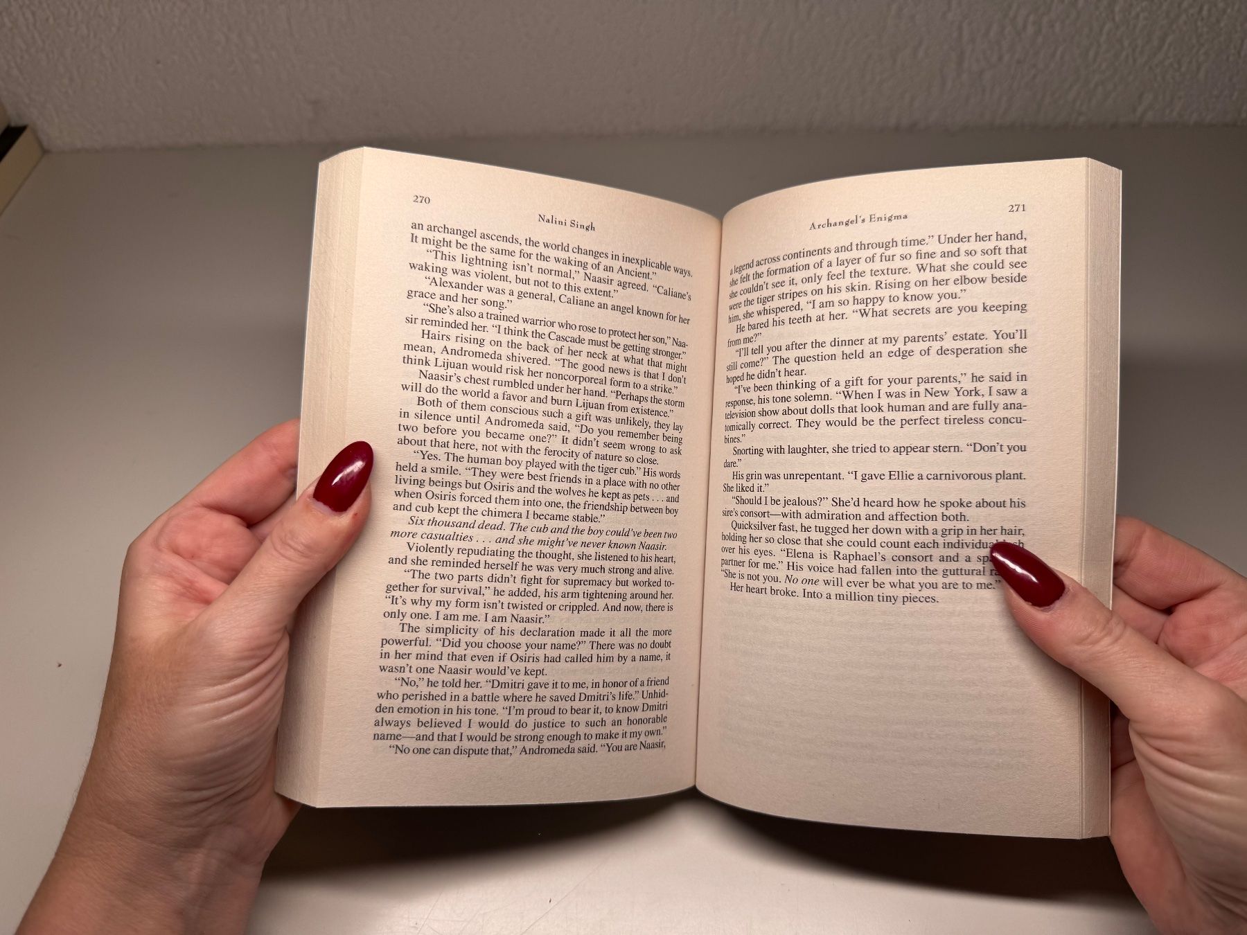Bücher: NOVEL: Nalini Singh, Archangel's Enigma – Gebraucht aus Grosswangen von English_books 6