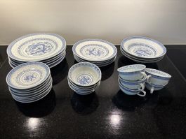 Service chinesisch mit Drachenmuster