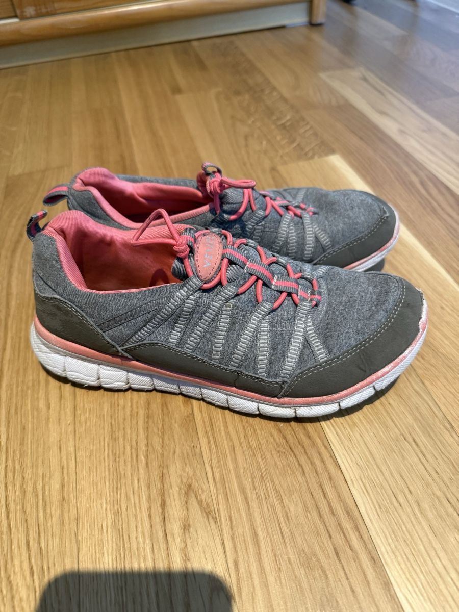 Scarpe per ragazze: Venice Grey & Pink Spring/Summer Schuhe – Usato da Biel/Bienne venduto da Husseinsheikho